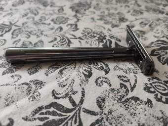 Holící strojek YAQI SE Katana - 12