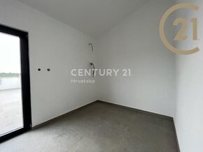 Prodej bytu 4+kk (95 m2) s privátní střešní terasou s výhled - 12