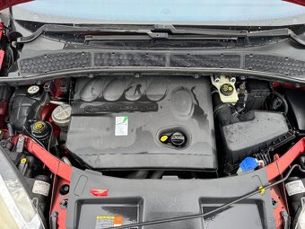 Ford S-Max 2,0TDCi 103kW, 7 míst, PANORAMA, NOVÁ STK - 12