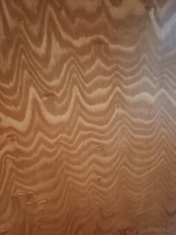 Velká starožitná skrin - 12