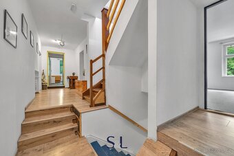 Prodej vícegeneračního domu 538m², zastavěná plocha 507m2, p - 12