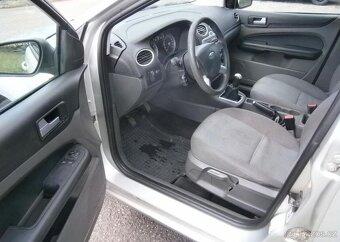 Ford Focus 1.6i benzín manuál 85 kw - 12