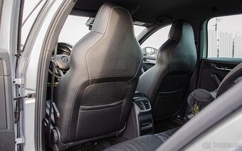 Škoda Octavia Combi 2.0 TDI RS - 12