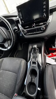 Toyota Corolla Touring Sports 2021 • 1.8 Hybrid • Automat - 12