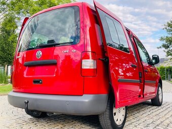 Volkswagen Caddy 1.6i 75KW MANUÁL TAŽNÉ PĚKNÝ STAV - 12