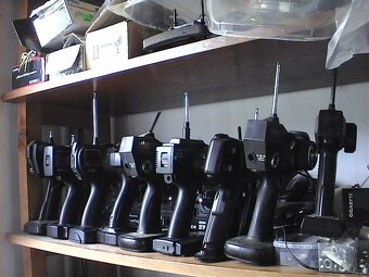 RC NITRO AUTO 4WD DVURYCHLOSTNÍ CHASI P-190 - 12