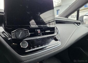 Toyota Corolla 1.8-AUTOMAT-HYBRID - 12