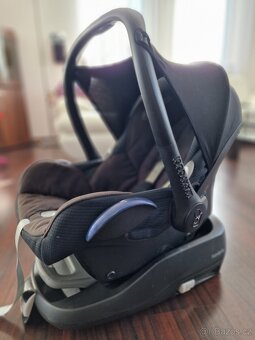 Maxi-cosi autosedačka + izofix základna + dárky - 12