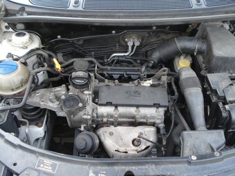 ŠKODA ROOMSTER 1.2 51 KW - 12