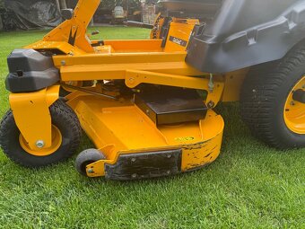 Výkonný profesionální mulčovač CUB Cadet Z1 - 12