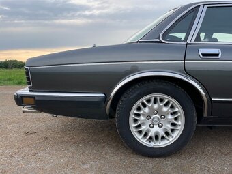 Jaguar xj40 Sovereign 1988 3.6 149kw - 12