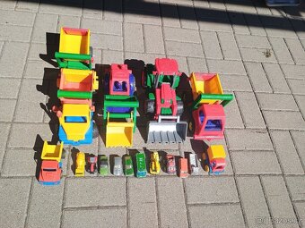 Mix hraček - 12