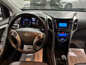 Hyundai i30 1,4 CRDI TRIKOLOR NOVÉ PNEU - 12