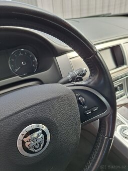 Jaguar XF 3.0 benzín 340 koní 4x4 - 12