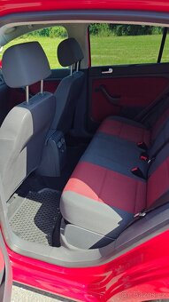Volkswagen Golf Plus 1.9 TDI 77kW s bohatou výbavou - 12