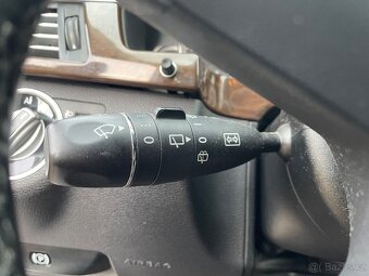 Mercedes-Benz E200,Navi,Tažný,Alu - 12