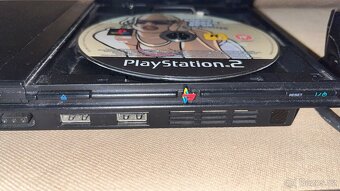 Prodám herní konzoli ps2 slim verzi - 12
