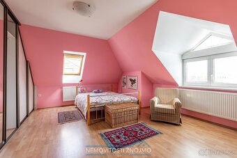 Prodej exkluzivní dvougenerační vily, na ul. Bratrstva ve Zn - 12