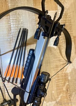 Kuše Excalibur Matrix 330 Black - 12