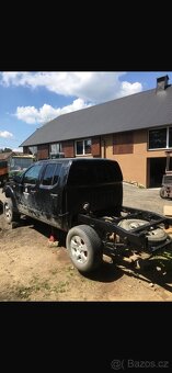 Nissan Navara 2.5dci 4x4  D40 - 12