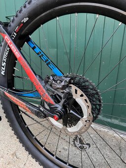 Celoodpružene enduro kolo Cube Stereo 160 HPA SL 27.5" - 12