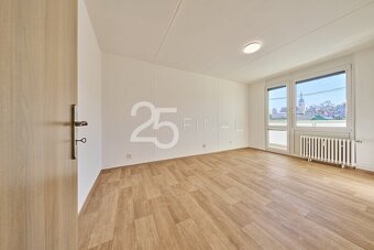 Prodej bytu o dispozici 3+1 s lodžií po kompletní rekonstruk - 12