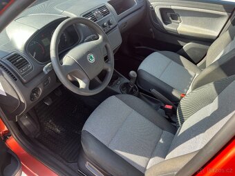 1.2htp, 44kw, 35 912km, 1. majitel, ČR původ - 12