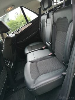 MERCEDES GLE 250D 4X4 NOVÉ V ČR/1.MAJITEL/PLNÝ SERVIS/2017 - 12