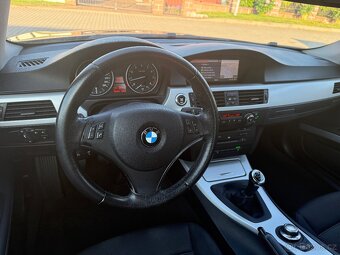 BMW 325i 160kW N52 E92 coupe - 12
