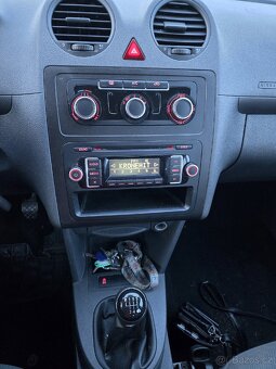 VW Caddy 4x4, 2.0TDI, 81kw, nová STK, rok 2013. - 12