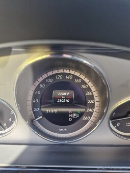 Mercedes Benz E350 cdi w212 - 12