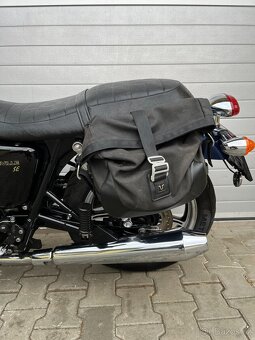 Triumph Bonneville SE - 12