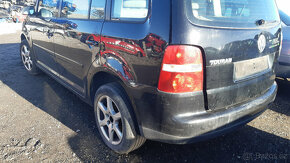 VW Touran 2,0TDI 100kW AZV 2006 - dily z bouracky - 12