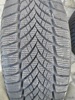 HONDA HR-V zimni alu. komplet 5x114,3 + 215/55/17 - 12