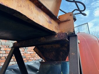 Posypová nástavba na multicar - 12