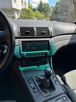 Prodám BMW e46 330i indivindual, manual - 12