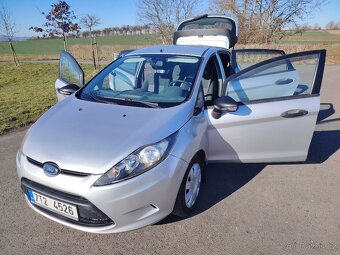 Prodám Ford Fiesta 1.4TDCi 50Kw r.v.2009 najeto 138tis. - 12