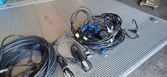 PC, monitory, klávesnice, kabely, routery atd - 12