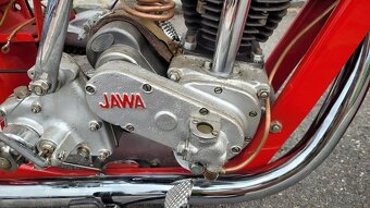 Jawa 350 OHV, rok 1936, odkryté ventily - 12
