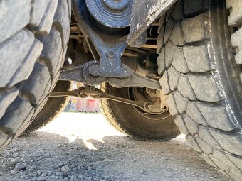 Volvo FMX 420 6x6 - Ramenový nosič kontajnerov - 12