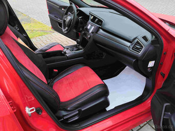 Honda Civic 1.0 i-VTEC Comfort Red Label Edition - 12