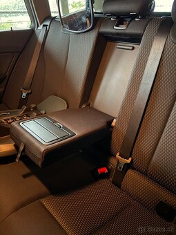 BMW F31 318d · 150tis km · TOP stav · zimní pneu gratis - 12