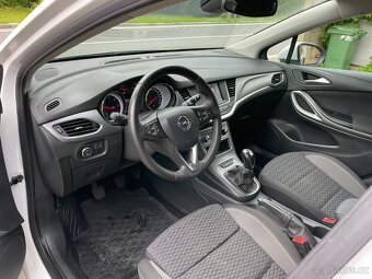 Opel Astra 1.5Cdti 1.MAJITEL ČR DPH LED - 12