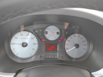 Prodám Citroen Berlingo Multispace 2013 1.6 VTI 88 kw - 12
