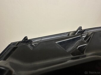 3G7 945 208 B - 12