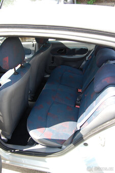 Renault Thalia 1.4i - 12
