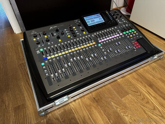 Behringer X32 32kanálový digitální mixážní pult včetně Thon - 12