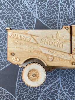 Nový dřevěný model Iveco "Karel" - Dakar, Macík jr. - 12