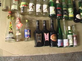 Staré láhve od alkoholu československých značek - 12