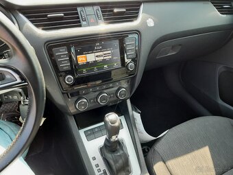 Škoda octavia 1,8 TSI DSG 132 KW serviska 2x klíč - 12